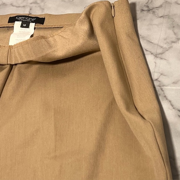 Karen Kane Lifestyle Tan Cuffed Ankle Trouser Stretch Workwear Size 10 - Picture 6 of 9